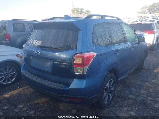 Subaru Forester 2.5i Premium 2017 JF2SJAEC0HH574160 Image 4
