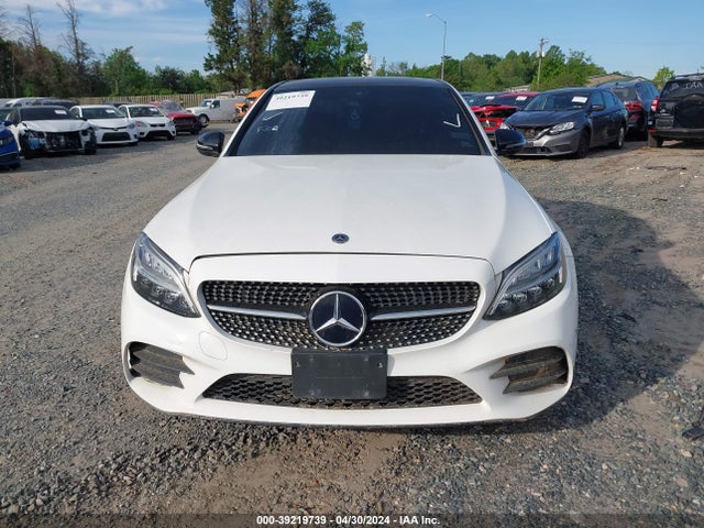 55SWF8EB5KU305532 Mercedes-Benz C 300 4matic