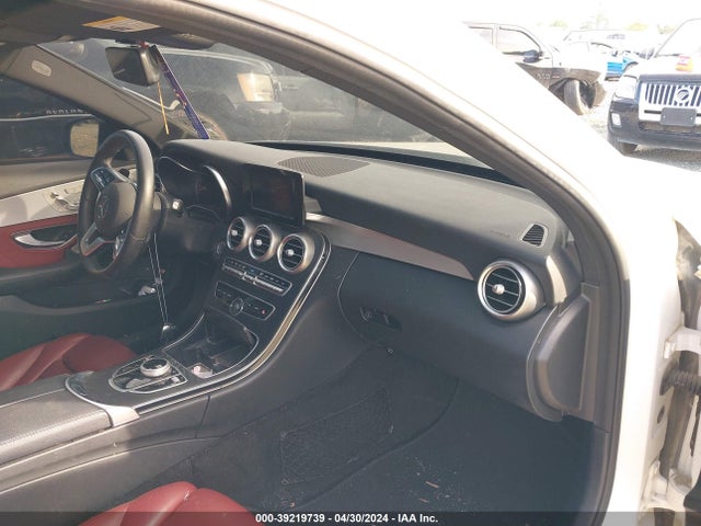 55SWF8EB5KU305532 Mercedes-Benz C 300 4matic