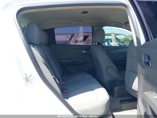 Chevrolet Sonic Lt Auto 2014 1G1JC6SH9E4243106 Image 8