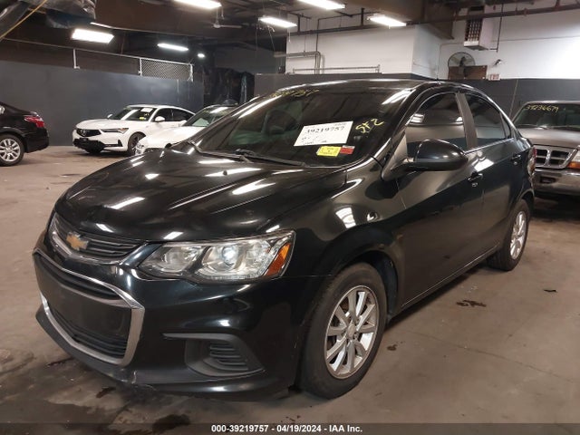 Chevrolet Sonic Lt Auto 2017 1G1JD5SH0H4113131 Image 2
