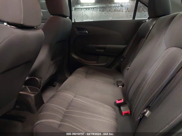 Chevrolet Sonic Lt Auto 2017 1G1JD5SH0H4113131 Image 8
