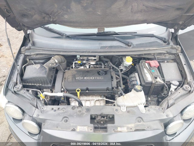 1G1JD5SH0E4137019 Chevrolet Sonic Lt Manual