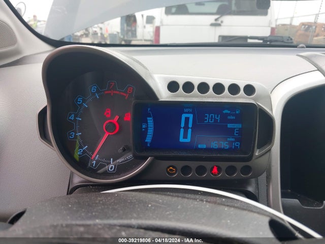 1G1JD5SH0E4137019 Chevrolet Sonic Lt Manual