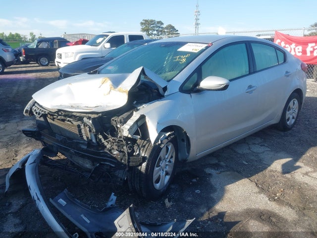 KIA FORTE LX 2016 KNAFK4A67G5484662 Image 2