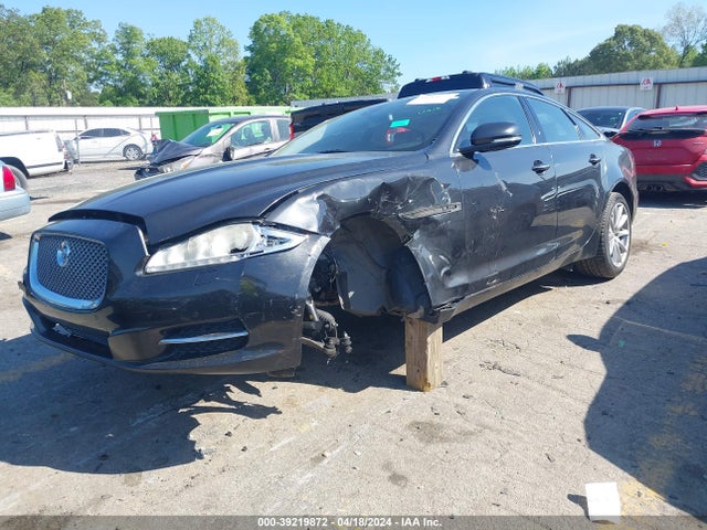 2011 JAGUAR XJ SAJWA1CB7BLV19866 Photo 1