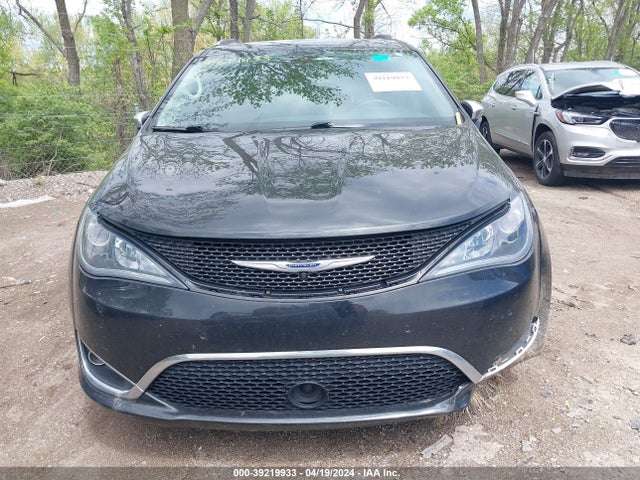 2C4RC1GG7JR108565 Chrysler Pacifica Limited
