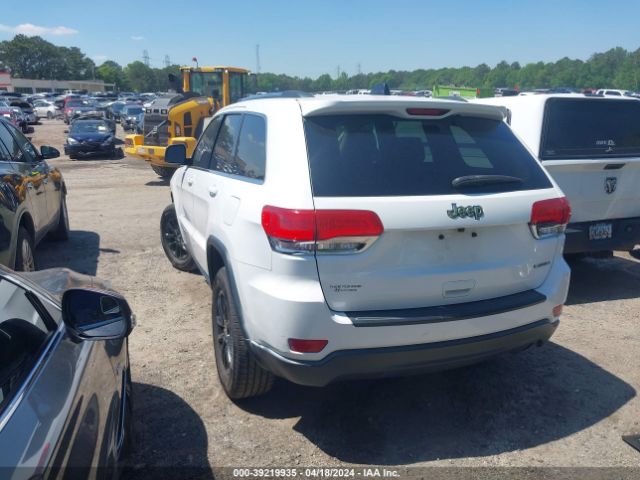 1C4RJEAG9FC104779 Jeep Grand Cherokee Laredo