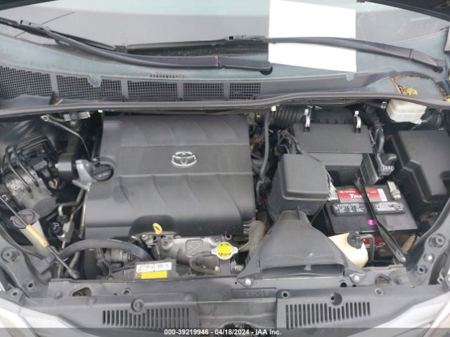 5TDYK3DC7ES474762 Toyota Sienna Xle V6 8 Passenger