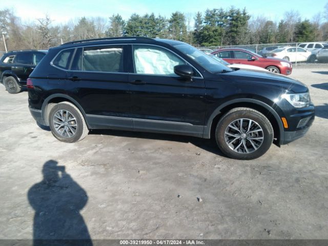 3VV2B7AX7LM080990 Volkswagen Tiguan 2.0t Se/2.0t Se R-line Black/2.0t Sel