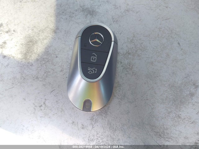 W1KAF4GB4RR156803 Mercedes-Benz C 300