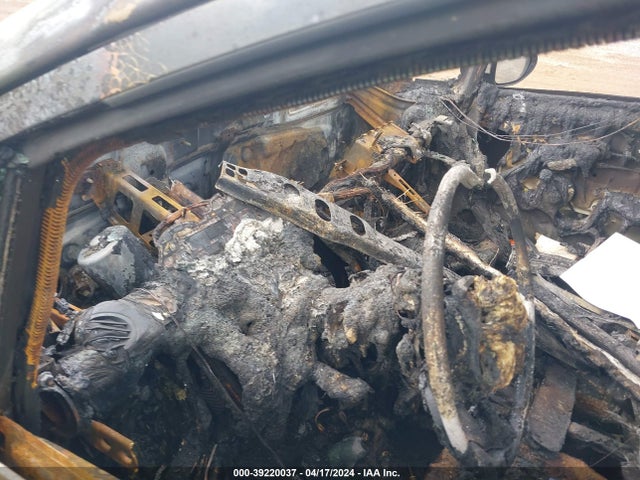 KNADM4A3XF6438663 KIA RIO LX