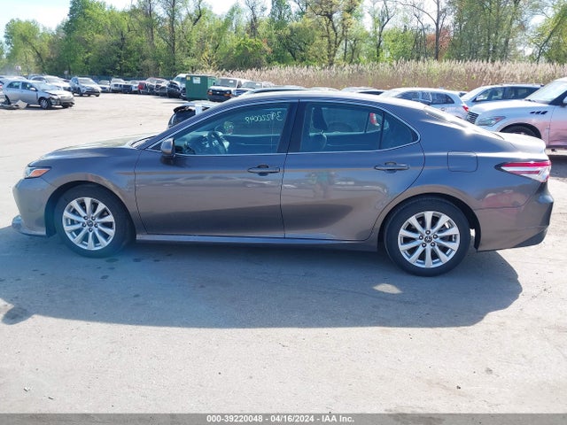 Toyota CAMRY LE 2019 4T1B11HK3KU753949 Image 14