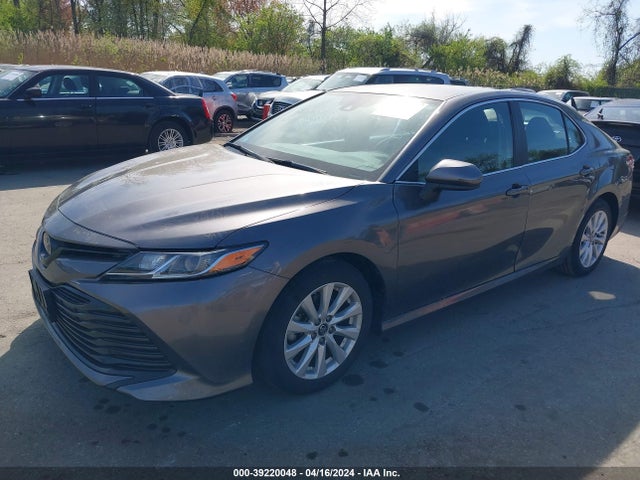 Toyota CAMRY LE 2019 4T1B11HK3KU753949 Image 2