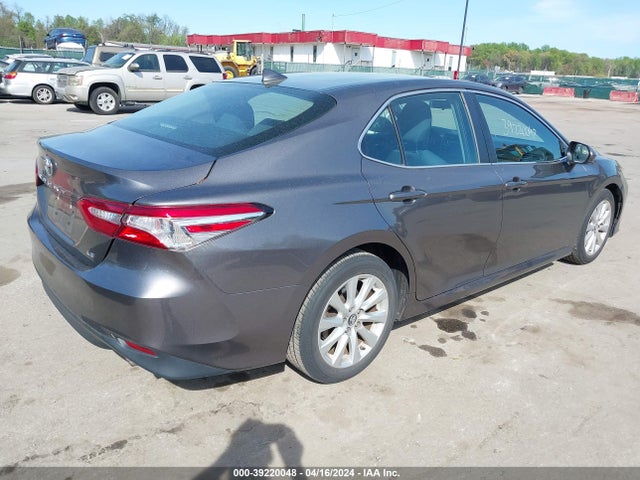 Toyota CAMRY LE 2019 4T1B11HK3KU753949 Image 4