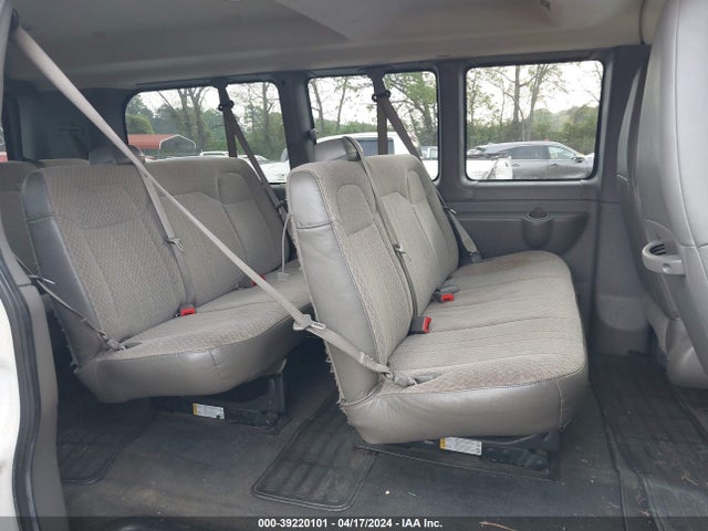 1GAWGFFG9H1126479 Chevrolet Express 2500 Lt