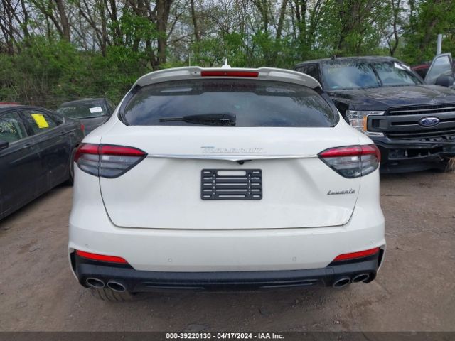 ZN661YUM2PX437243 Maserati Levante Modena