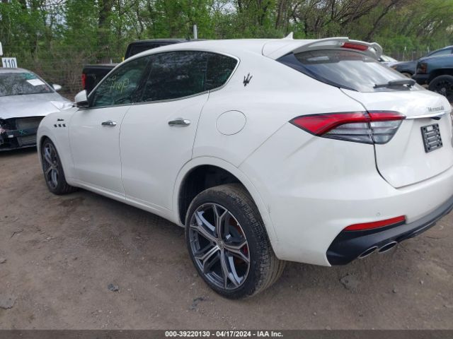 ZN661YUM2PX437243 Maserati Levante Modena