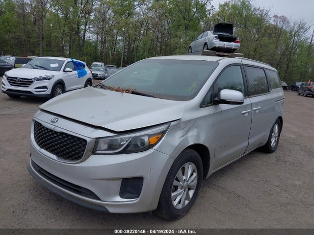 KIA SEDONA LX 2015 KNDMB5C19F6067523 Image 2