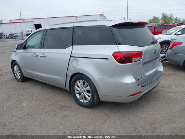 KIA SEDONA LX 2015 KNDMB5C19F6067523 Image 3