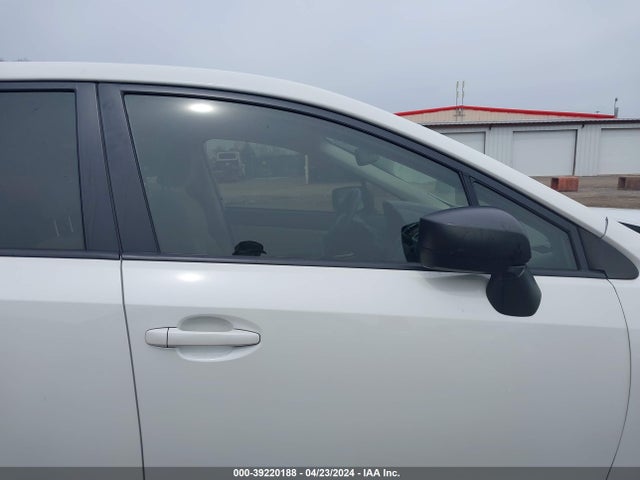 JF1GJAA68GH023354 Subaru Impreza 2.0i