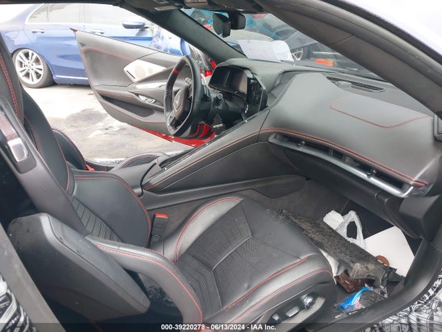 2022 Chevrolet Corvette Stingray Rwd  3lt მანქანა იყიდება აუქციონზე, vin: 1G1YC2D47N5106581, აუქციონის ნომერი: 39220278