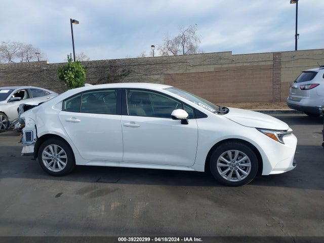 Toyota Corolla Hybrid Le 2024 JTDBCMFE7R3040811 Image 14