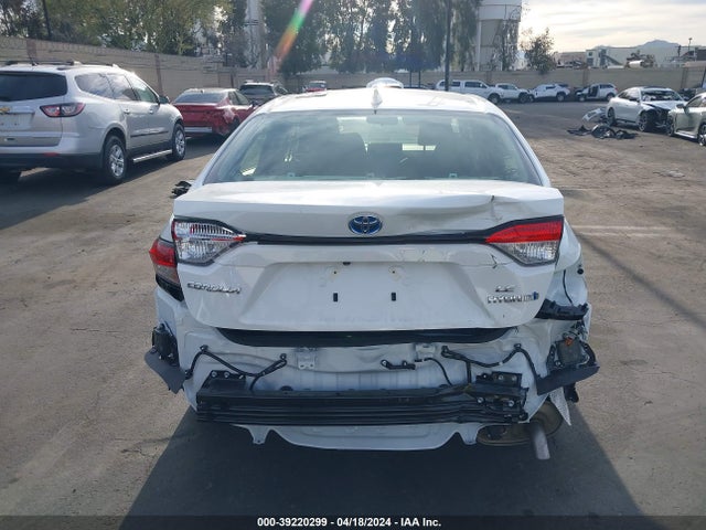 Toyota Corolla Hybrid Le 2024 JTDBCMFE7R3040811 Image 17