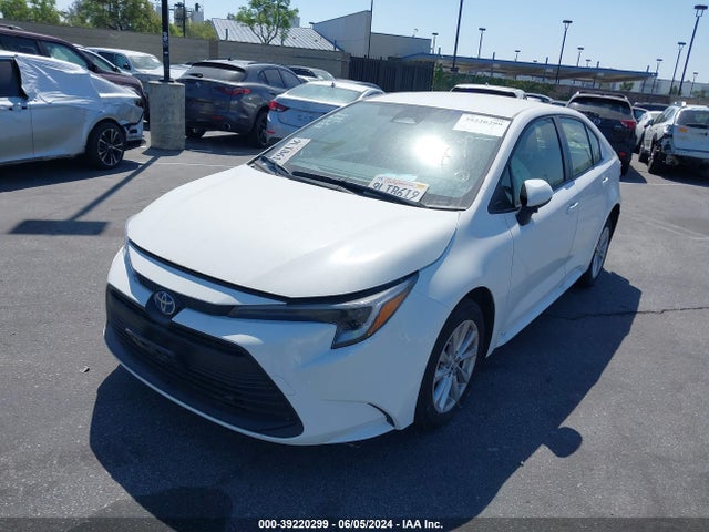 Toyota Corolla Hybrid Le 2024 JTDBCMFE7R3040811 Image 2