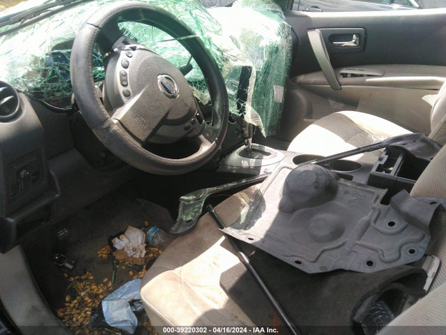 Nissan Rogue Select S 2014 JN8AS5MTXEW604941 Image 5