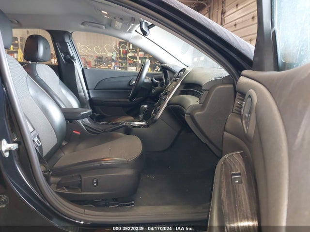 Chevrolet MALIBU 1LT 2015 1G11C5SL0FF134635 Image 5