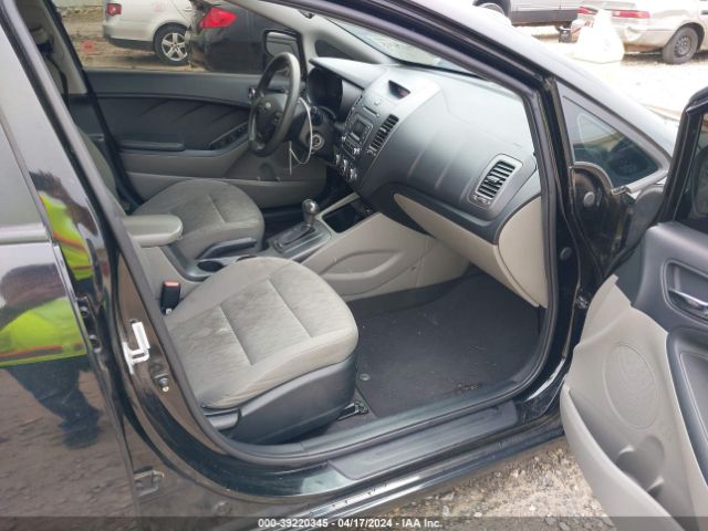 KNAFK4A62F5264053 KIA FORTE LX