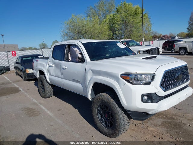 Toyota Tacoma Trd Sport 2018 3TMCZ5AN9JM135602 zdjęcie główne