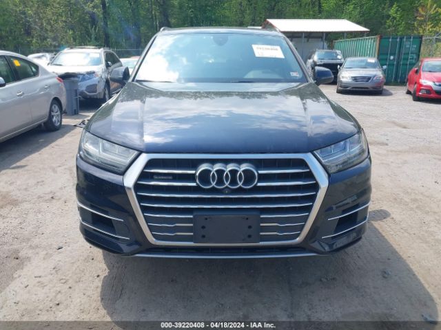 WA1LAAF79HD025692 Audi Q7 3.0t Premium