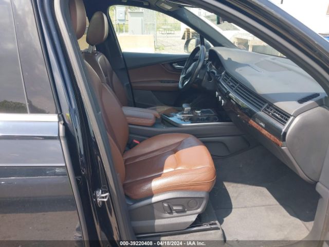 WA1LAAF79HD025692 Audi Q7 3.0t Premium