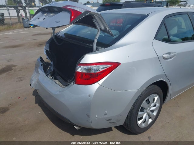 Toyota COROLLA LE 2016 5YFBURHE3GP448119 Image 18