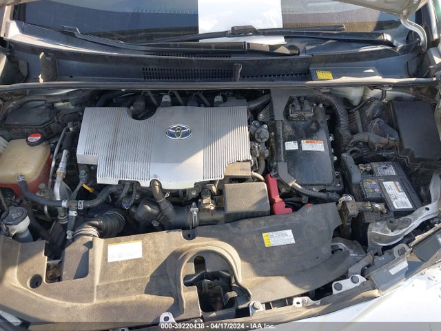 Toyota Prius Three 2016 JTDKARFU5G3005384 Image 10