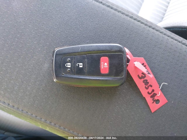 Toyota Prius Three 2016 JTDKARFU5G3005384 Image 11