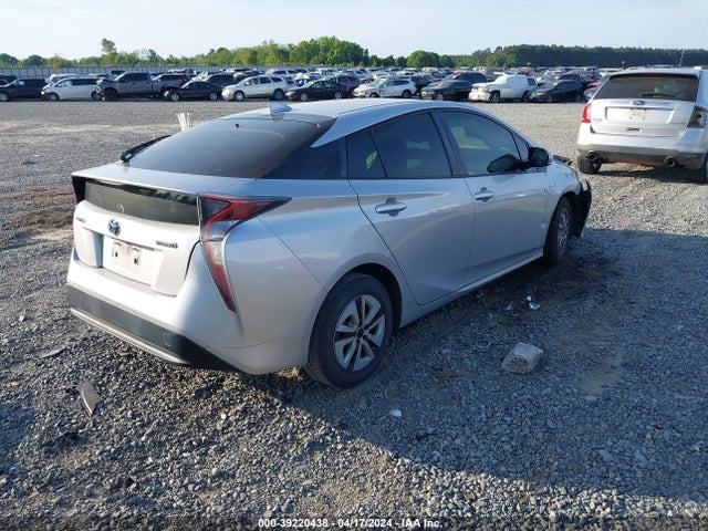 Toyota Prius Three 2016 JTDKARFU5G3005384 Image 4