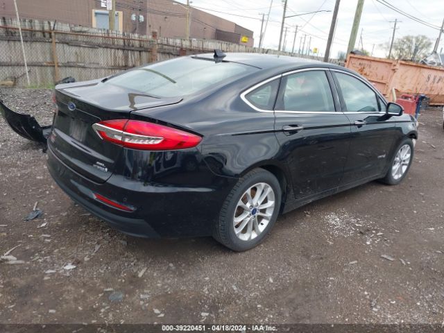 3FA6P0MU3KR197466 Ford Fusion Hybrid Sel