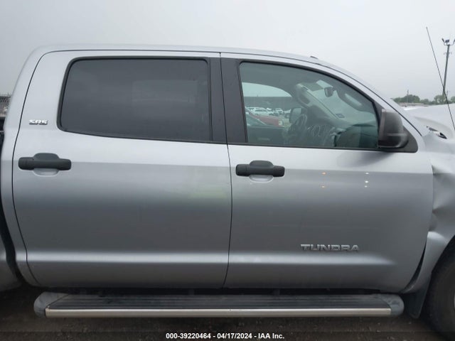 39220464 :رقم المزاد ، 5TFEM5F14BX022858 vin ، 2011 Toyota Tundra Grade 4.6l V8 مزاد بيع