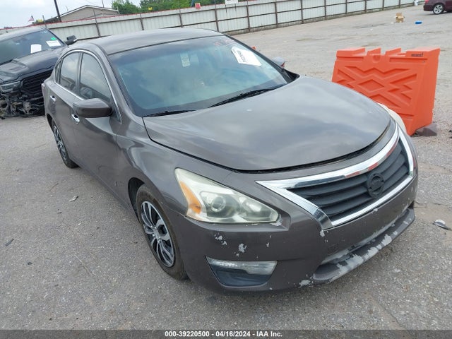 Nissan Altima 2.5/2.5 S/2.5 Sl/2.5 Sv 2015 1N4AL3AP4FN864057 головне зображення