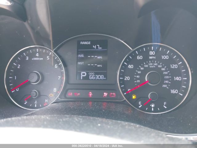 KNAFX4A66E5136186 KIA FORTE LX