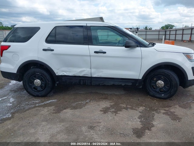 Ford Utility Police Interceptor 2016 1FM5K8AR1GGA01621 Image 13