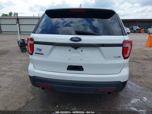 Ford Utility Police Interceptor 2016 1FM5K8AR1GGA01621 Image 16