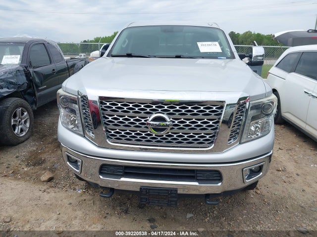 1N6BA1F22GN516875 Nissan Titan Xd Sl Diesel