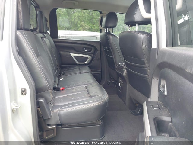1N6BA1F22GN516875 Nissan Titan Xd Sl Diesel