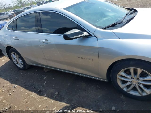 1G1ZD5ST1JF122812 Chevrolet MALIBU LT