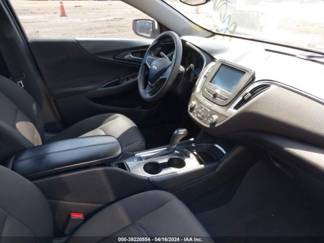 1G1ZD5ST1JF122812 Chevrolet MALIBU LT