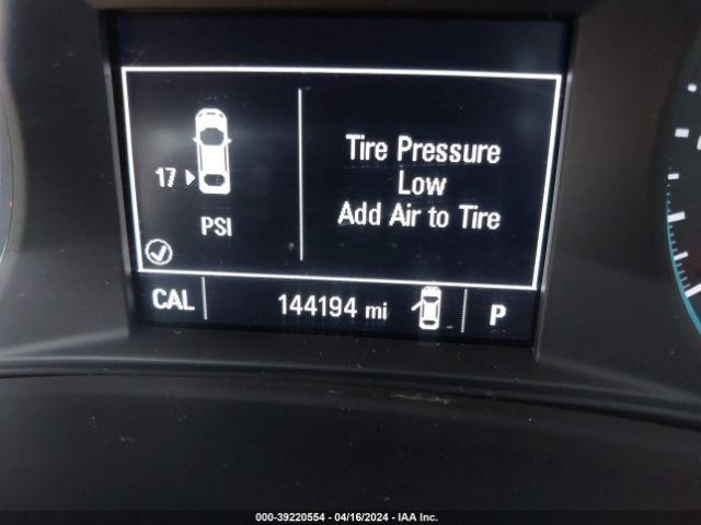 1G1ZD5ST1JF122812 Chevrolet MALIBU LT